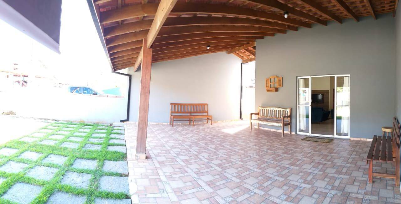 Casa com 3 Suítes em Condomínio Fechado em Ubatuba