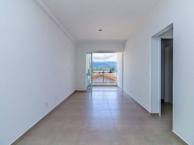 #201 - Apartamento para Venda em Ubatuba - SP