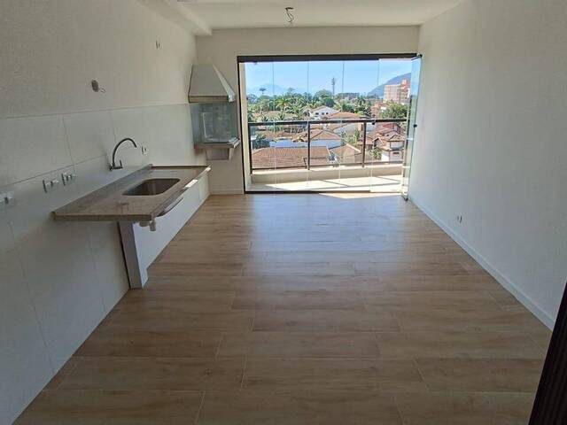 Apartamento para Venda em Ubatuba - 4