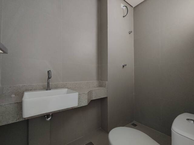 Apartamento para Venda em Ubatuba - 4