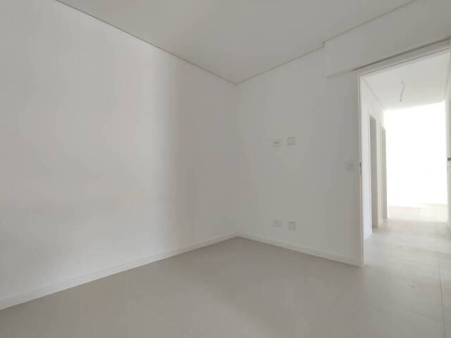Apartamento para Venda em Ubatuba - 5